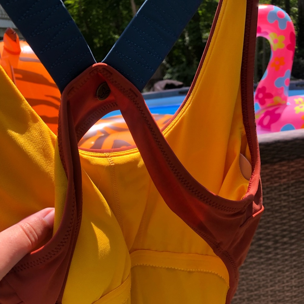 EXCELLENT CONDITION PRANA ONE PIECE SWIMSUIT - Picture 7 of 8